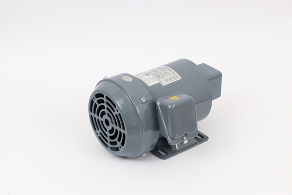 三相交流電機運行期間噪音大是怎么回事？